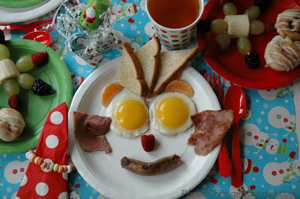 Christmas Kiddie Breakfast Menu :: PocketChangeGourmet.com