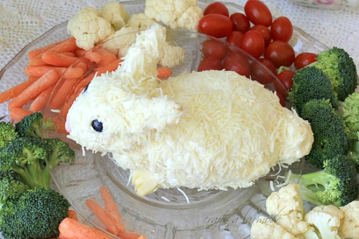 Cutest Bunny Cheese Ball from Crafts a la Mode