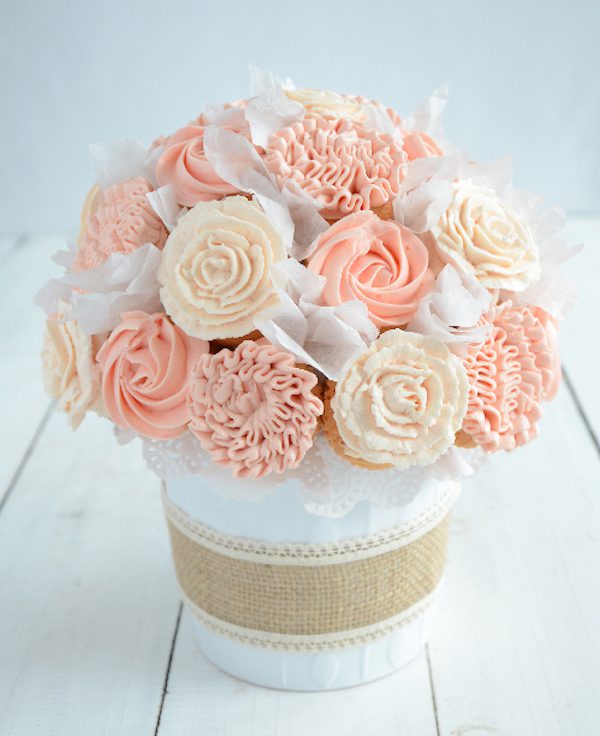 DIY Cupcake Bouquet from Stagetecture