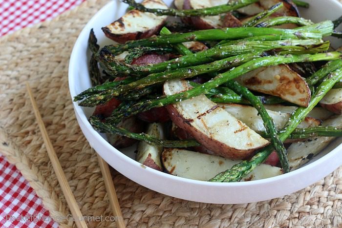 Grilled-Asparagus-Red-Potatoes