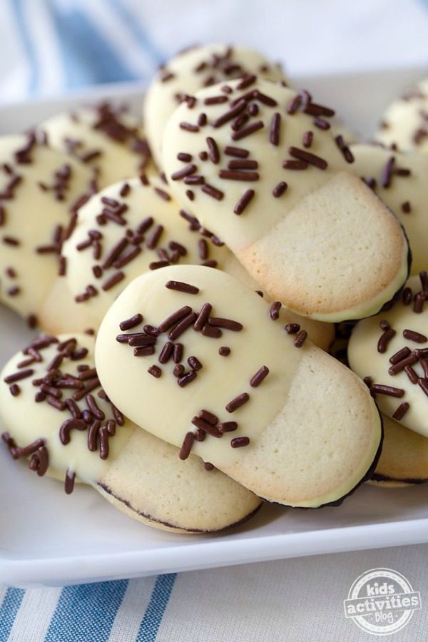 Lemon Dipped Milano Cookies from Kids Activities Blog