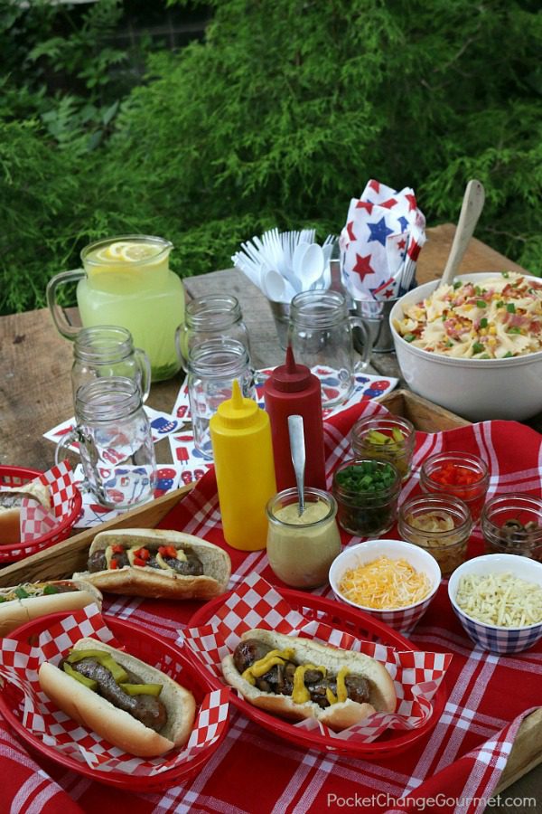 Hosting a Summer Cookout doesn't have to be stressful or cost a lot of money! Bringing family and friends together the most important thing! 