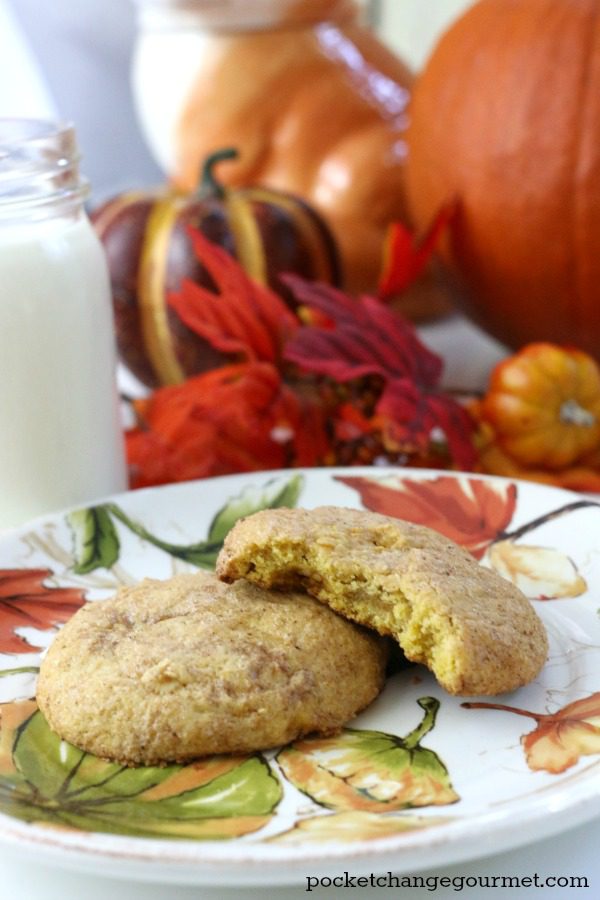 Taste the flavor of Fall with these delicious Pumpkin Spice Snickerdoodles.