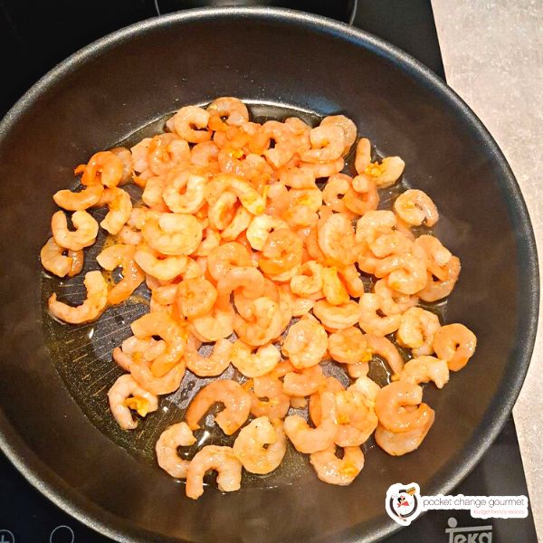 shrimp with no mixed ingredients in a pan
