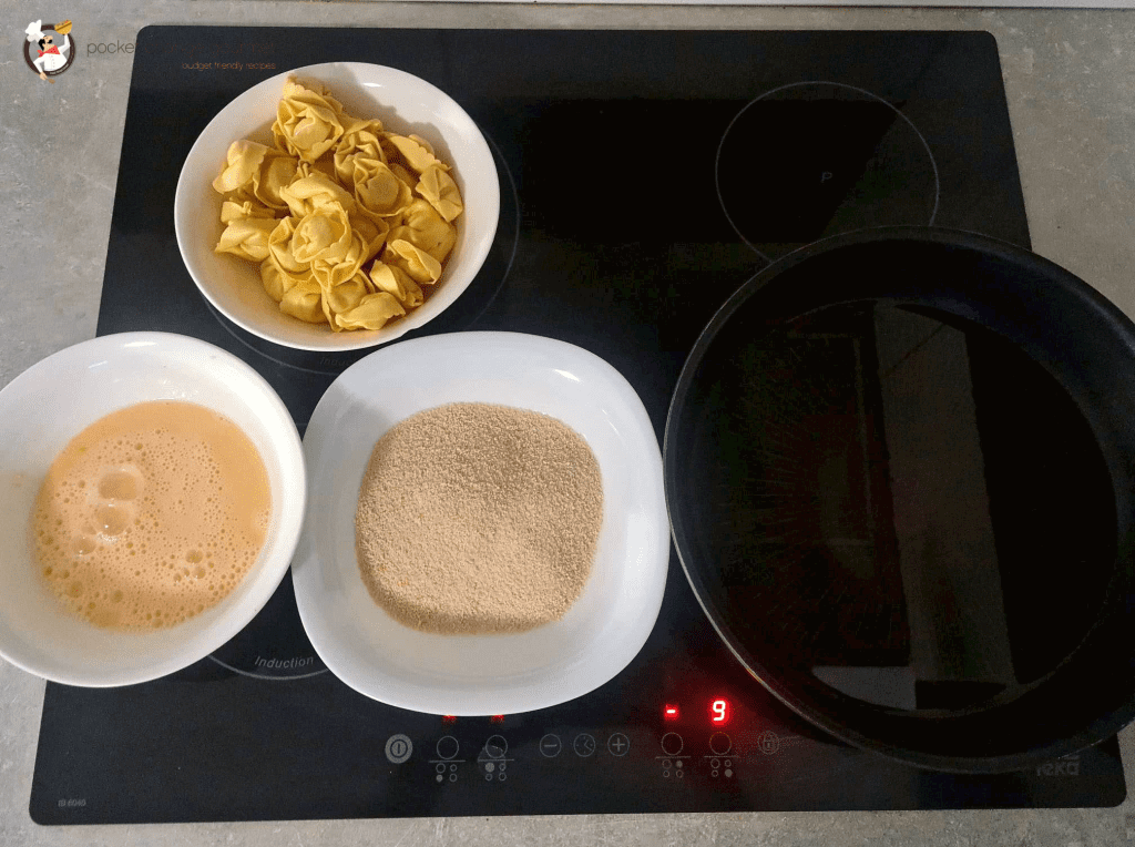breadcrumbs, egg, and rfavioli